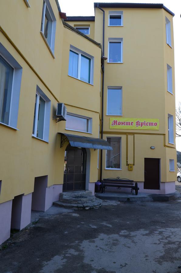 Monte-Kristo Hotel Каменец-Подольский Экстерьер фото