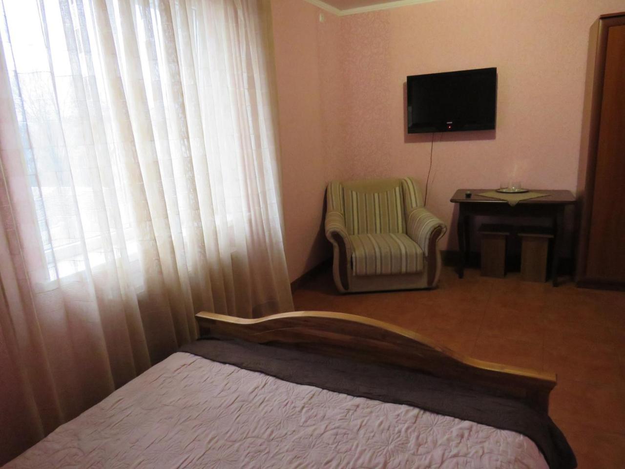 Monte-Kristo Hotel Каменец-Подольский Экстерьер фото